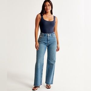 Abercrombie & Fitch 90’s Relaxed Jean (Size 27)